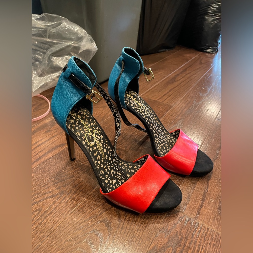 Color block heels - Picture 4 of 5